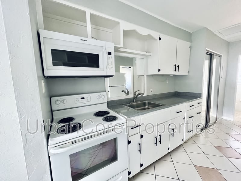 1601 4th St N – photo 5