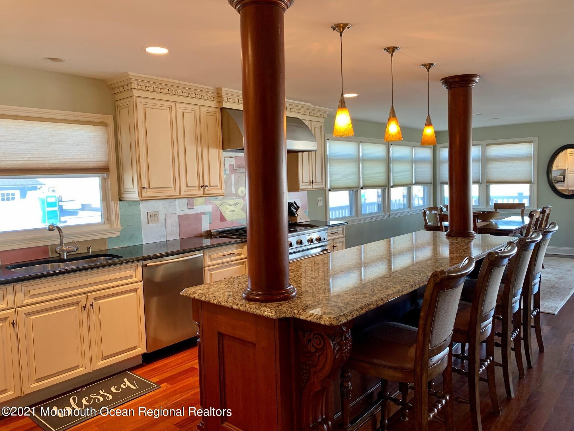 919 N Ocean Avenue – photo 5