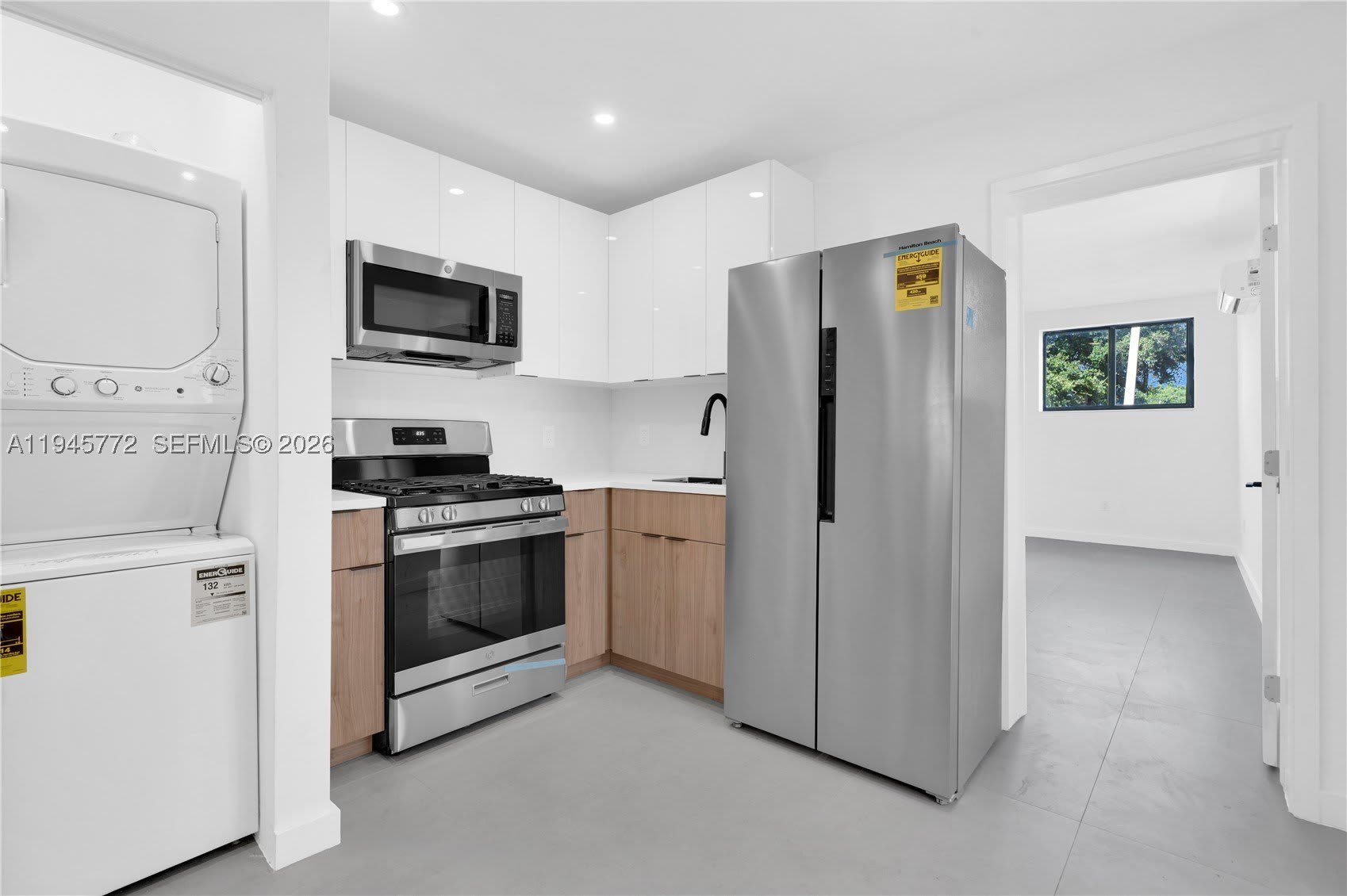 3040 NW 93rd St – photo 3