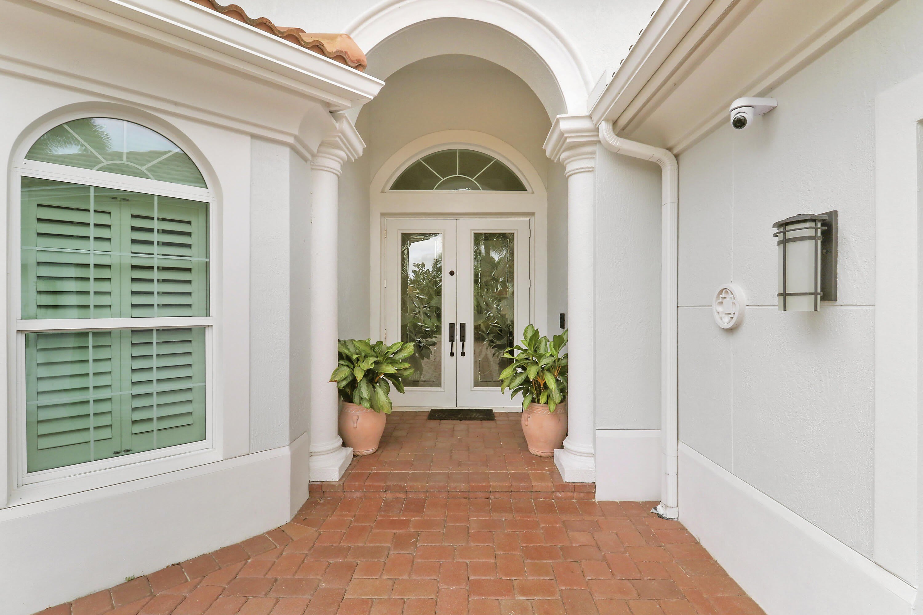 236 Carina Drive – photo 2