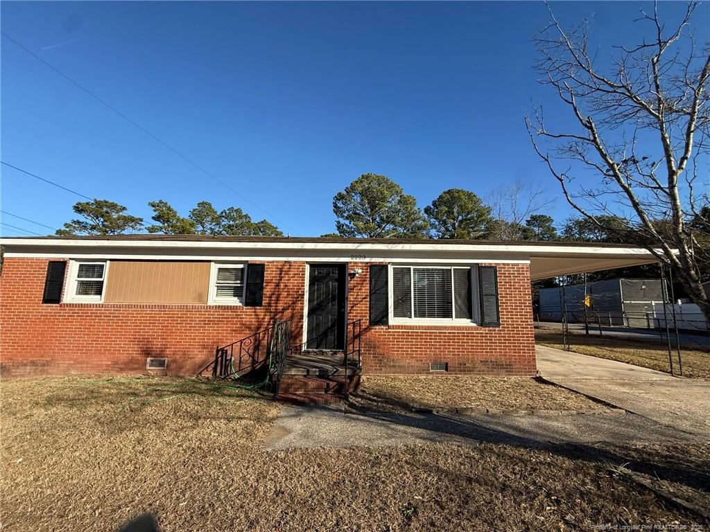 2223 Carbine Street – photo 1