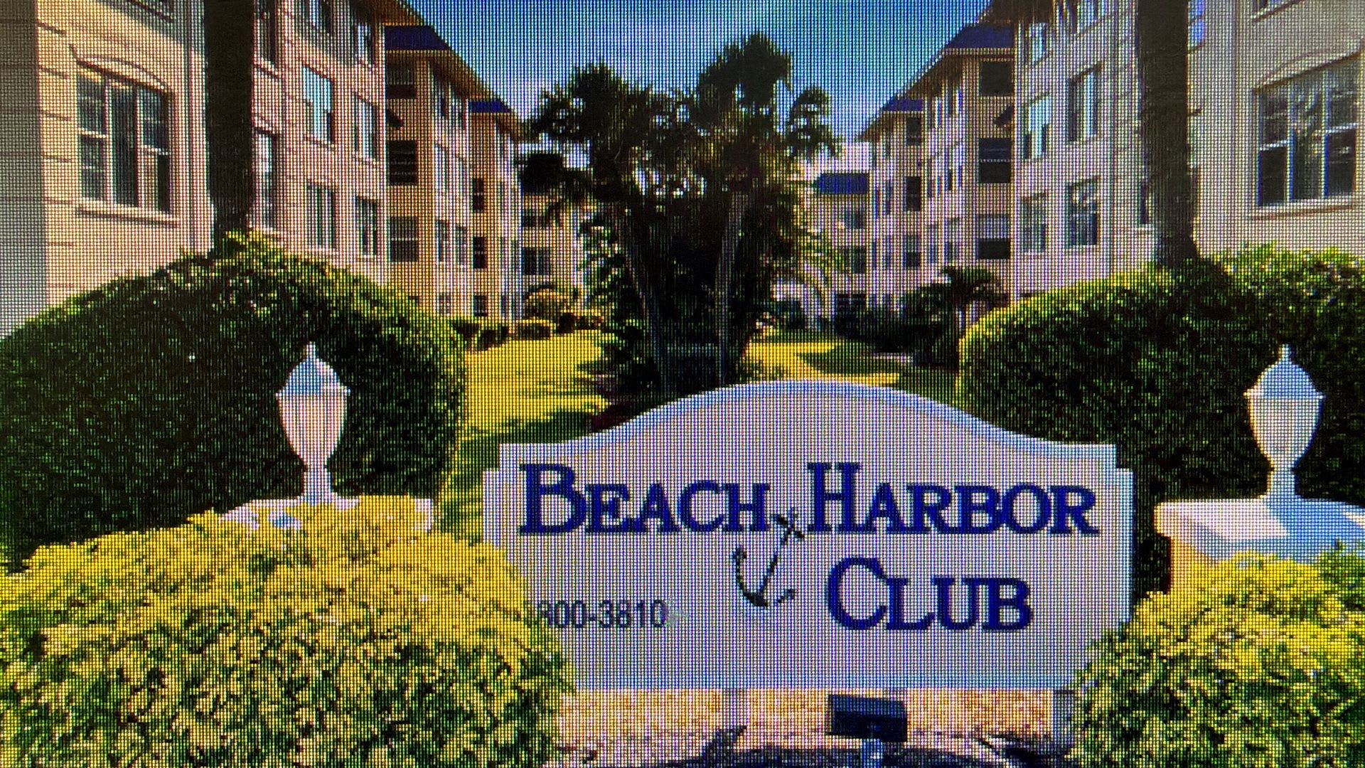 Beach Harbor Club Beauty – photo 1