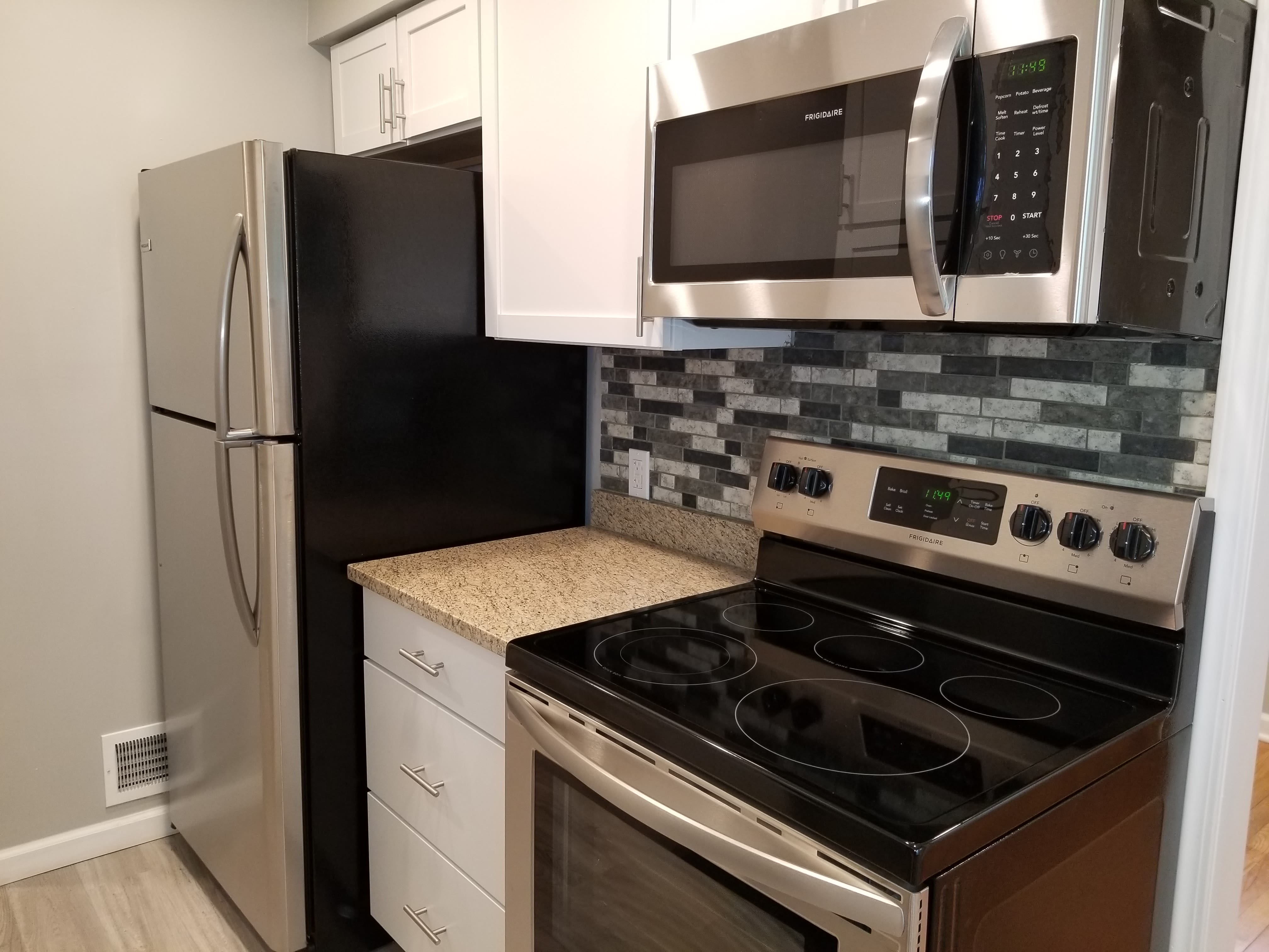 1511 W Farnum Ave – photo 4