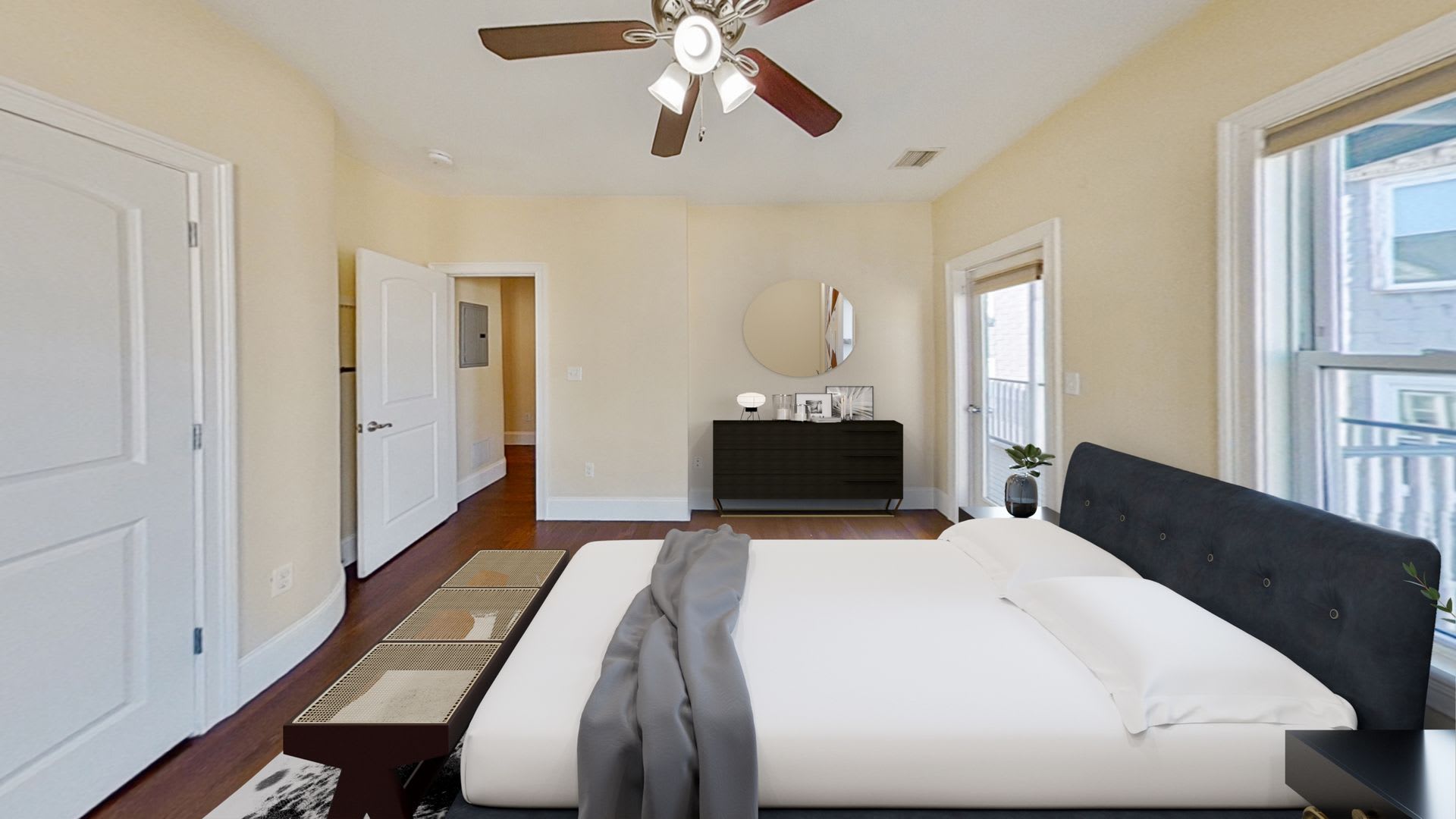Giant 4 Bed in Mission Hill – photo 5