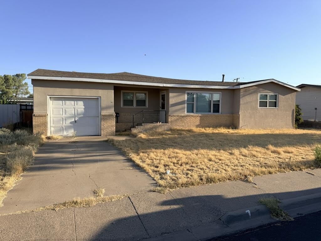 1705 E 21st St – photo 2