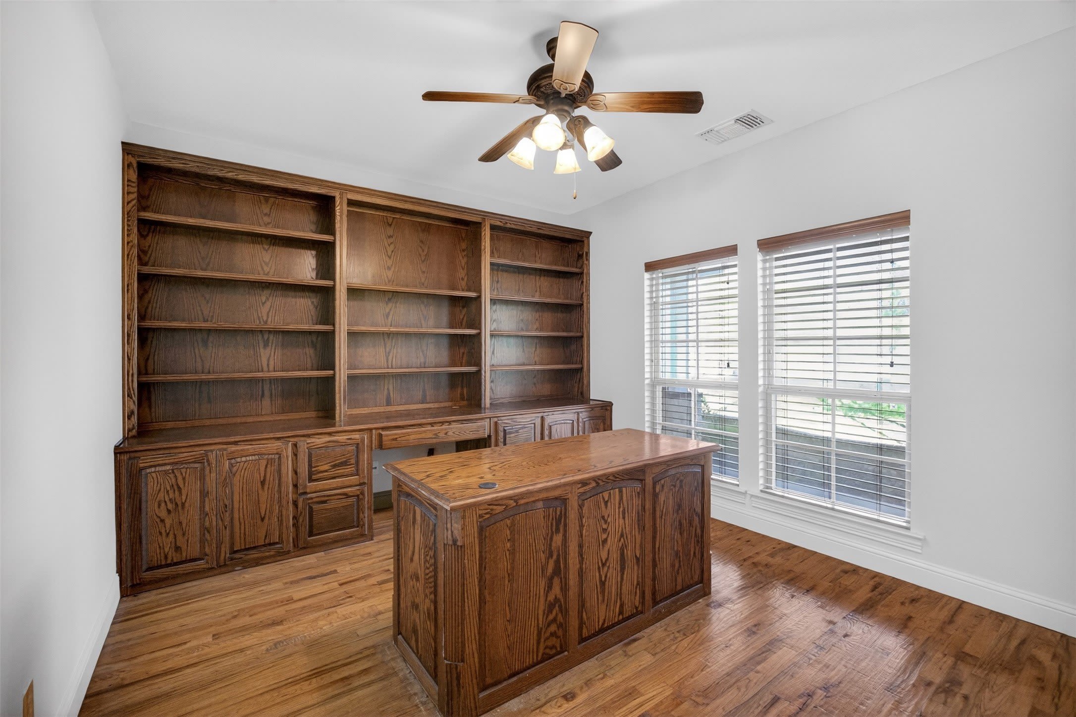 4405 Wolf Court – photo 4