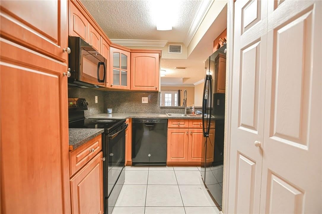 1178 NW 124th Avenue – photo 3