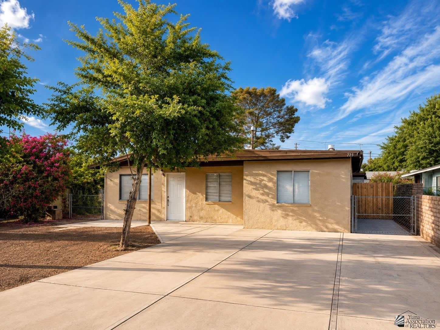 723 N MUSGROVE AVE – photo 1