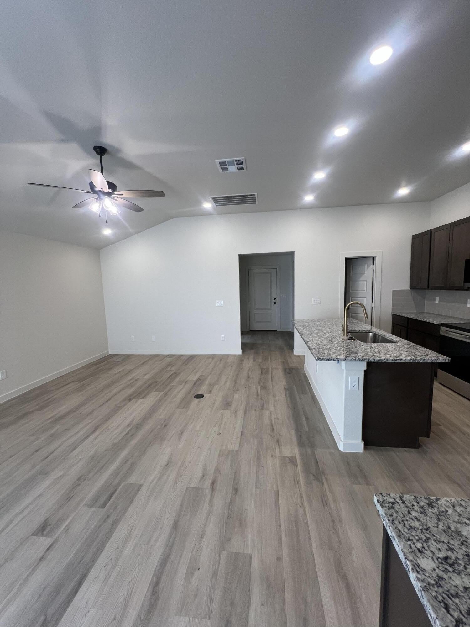 13815 Gary Avenue – photo 5