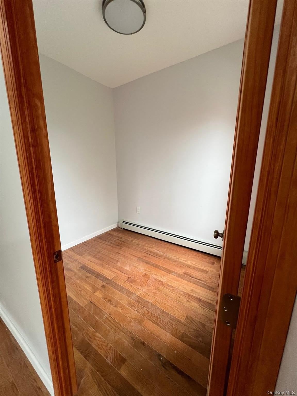 2265 Chatterton Avenue – photo 5