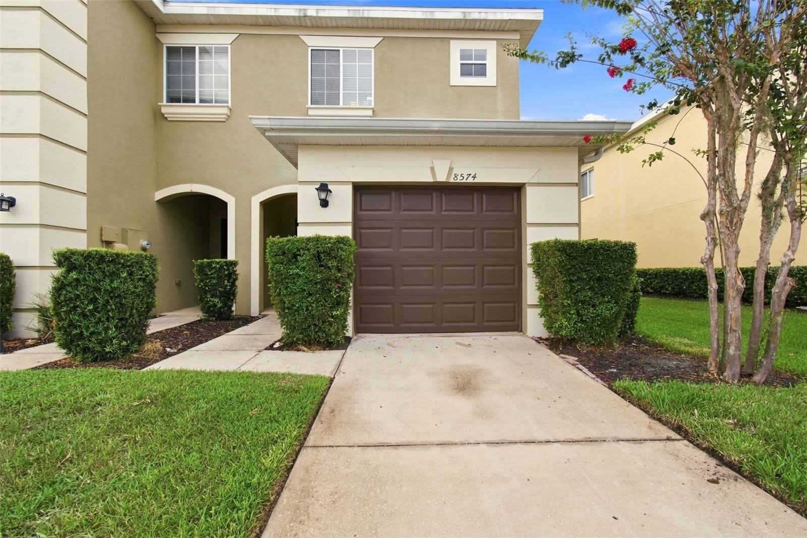 8574 TRAIL WIND Drive – photo 2