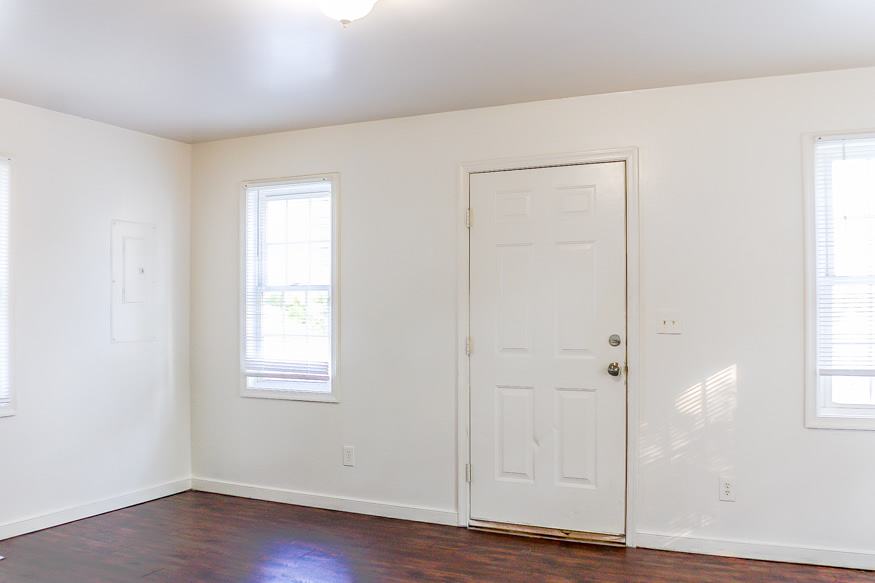 1026 Stainback St – photo 5