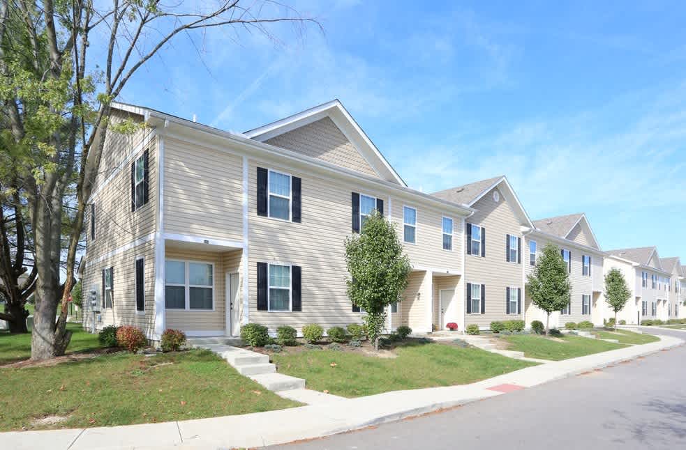 Bayside Apartment Homes – photo 2