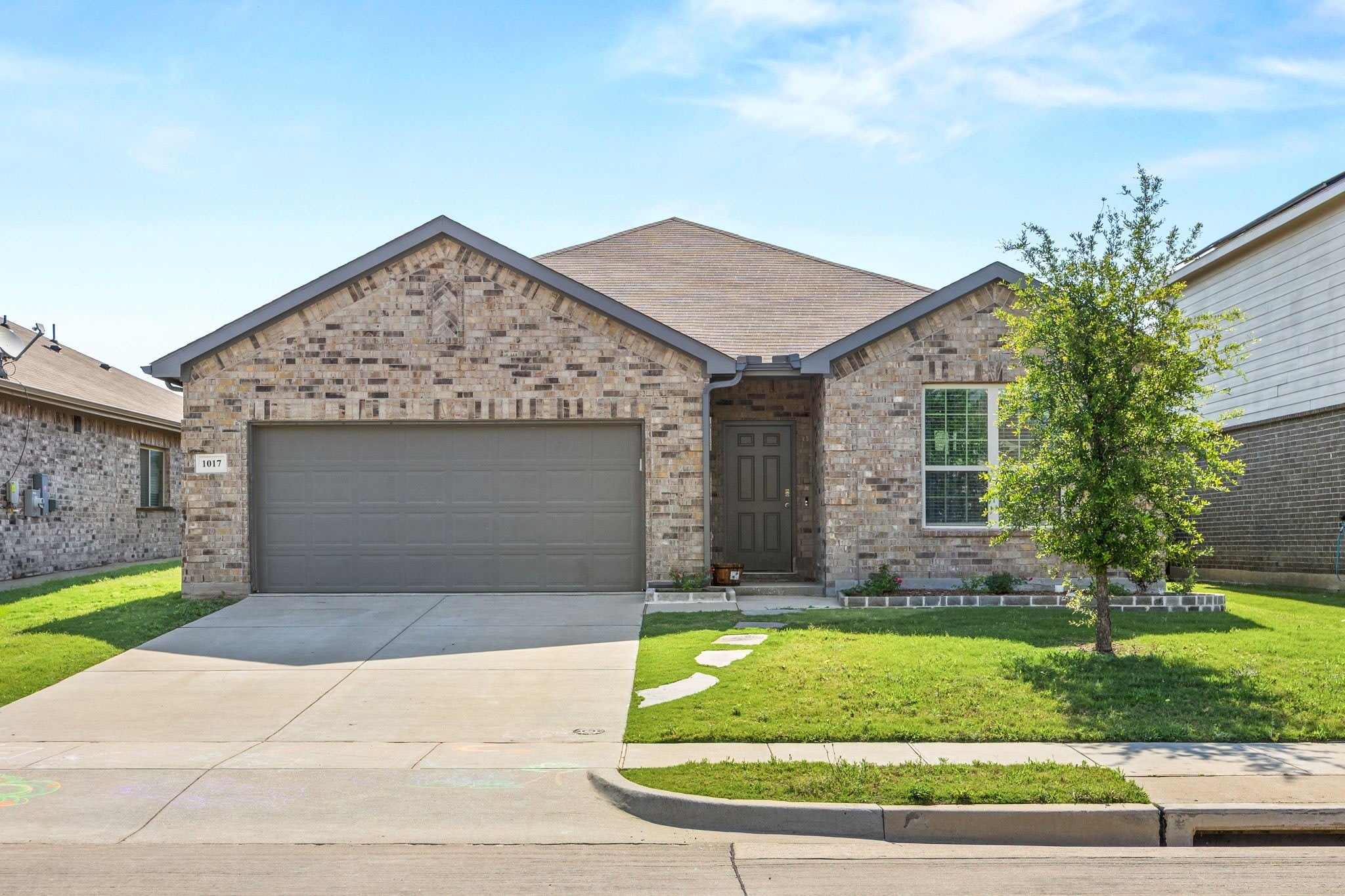 1017 Waverly Drive – photo 1