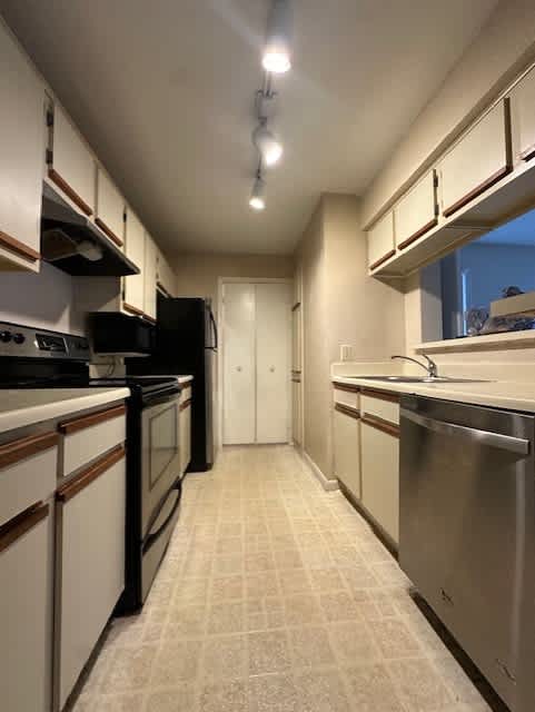 5500 Devonbriar Way – photo 5