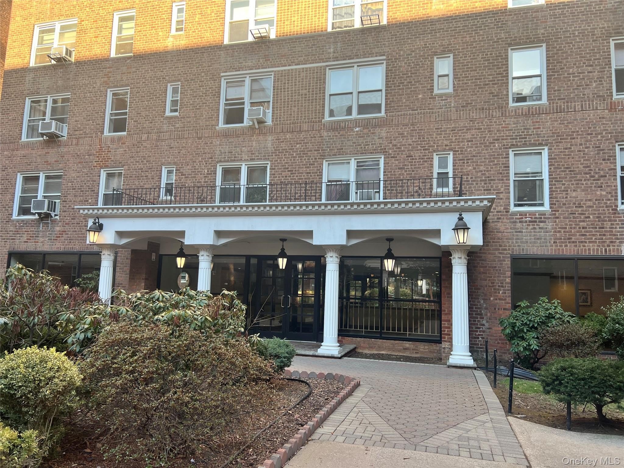 105-38 63rd Drive – photo 1