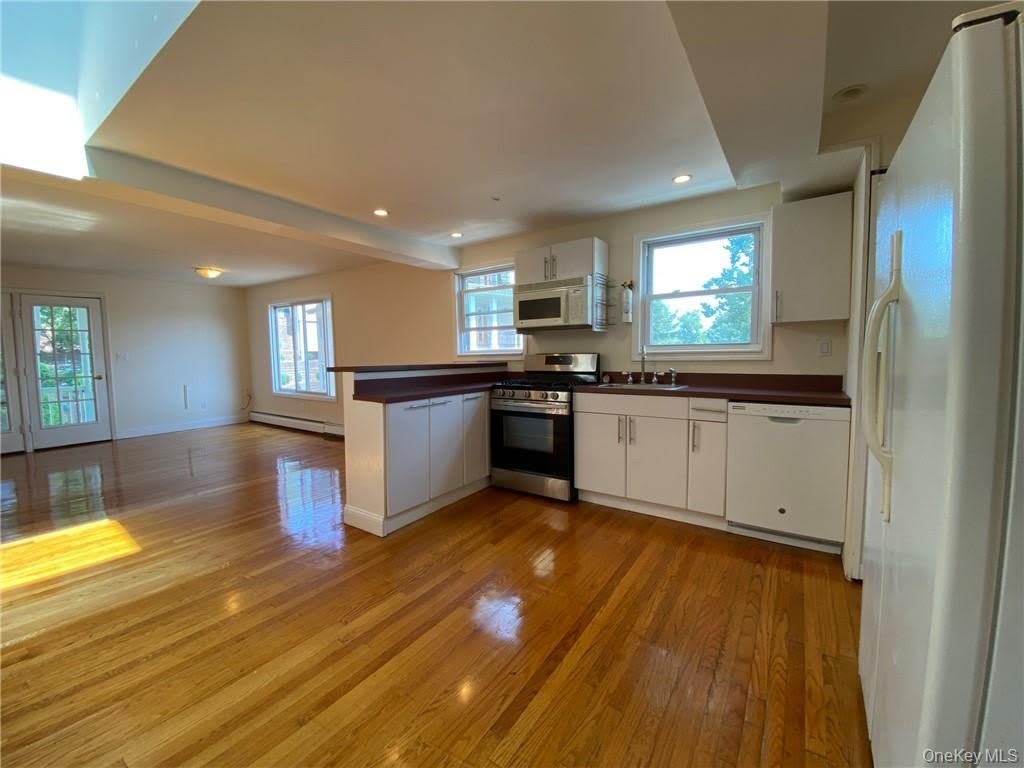 188 Main Street – photo 2