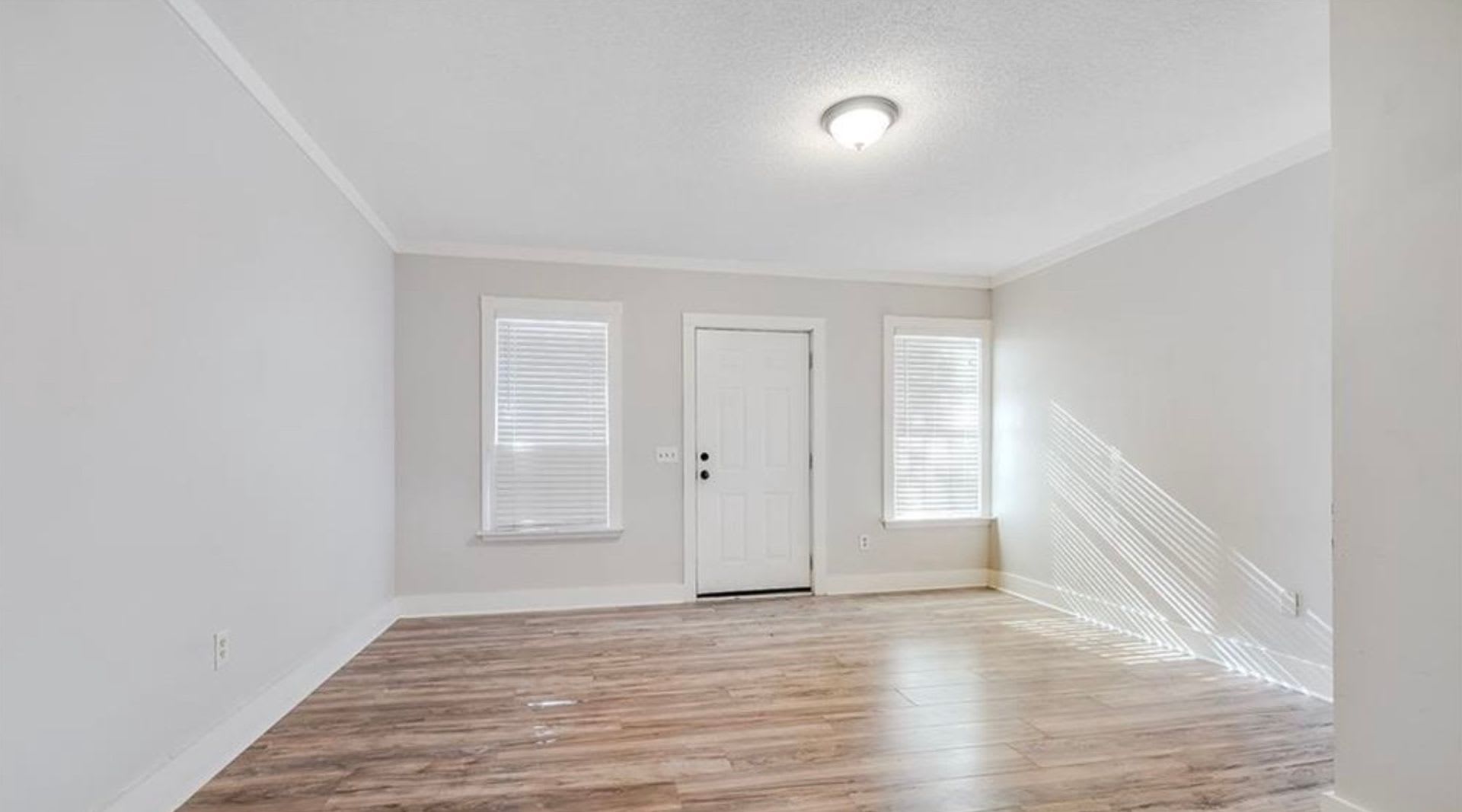 Downtown Savannah 1 Bed – photo 3