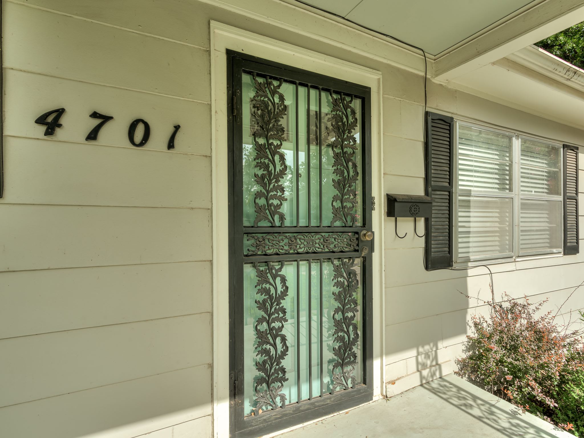 4701 North Peniel Avenue – photo 4