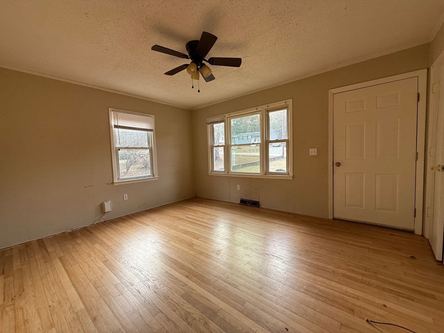 3 Bedroom/1 Bath home for rent – photo 4
