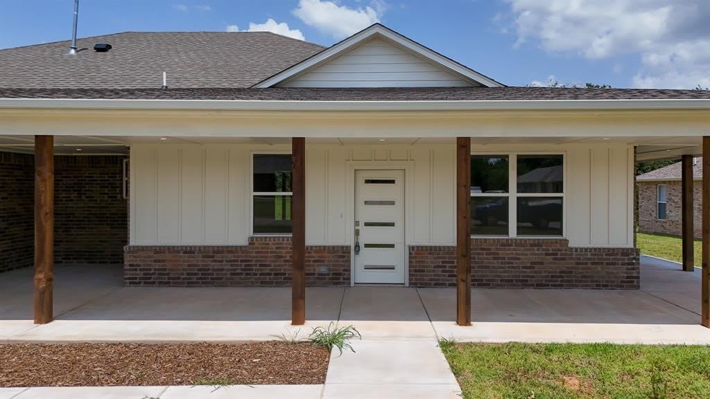 17611 Natalie Court – photo 2