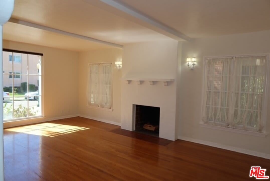 1104 N Maryland Ave – photo 2