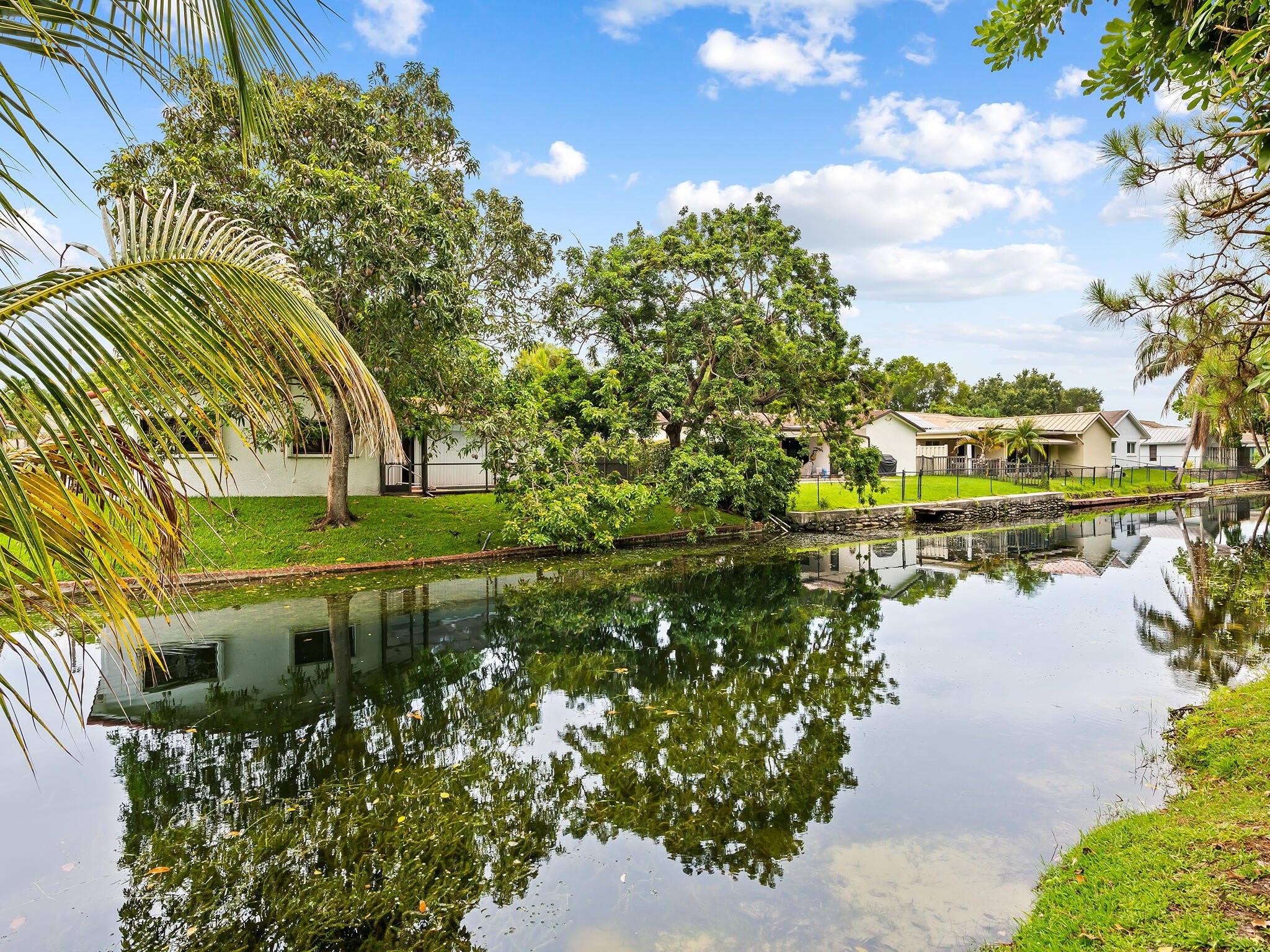 10497 NW 4th Street – photo 4