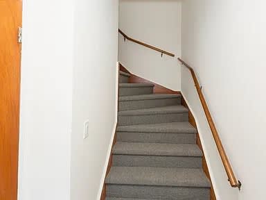 446 Niantic Ave – photo 2