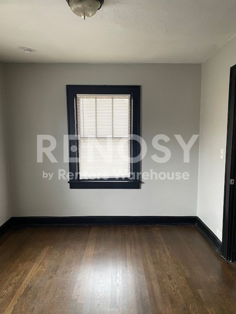 Great location Updated 3-bedroom 2 bath home – photo 3