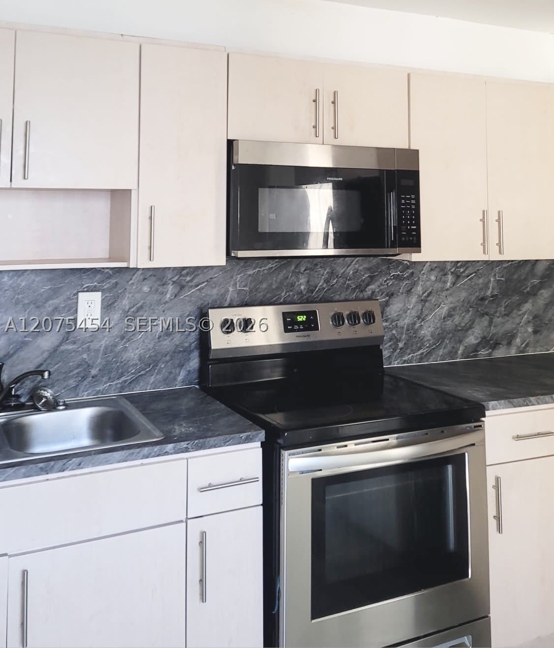 1003 NW 73 St – photo 4