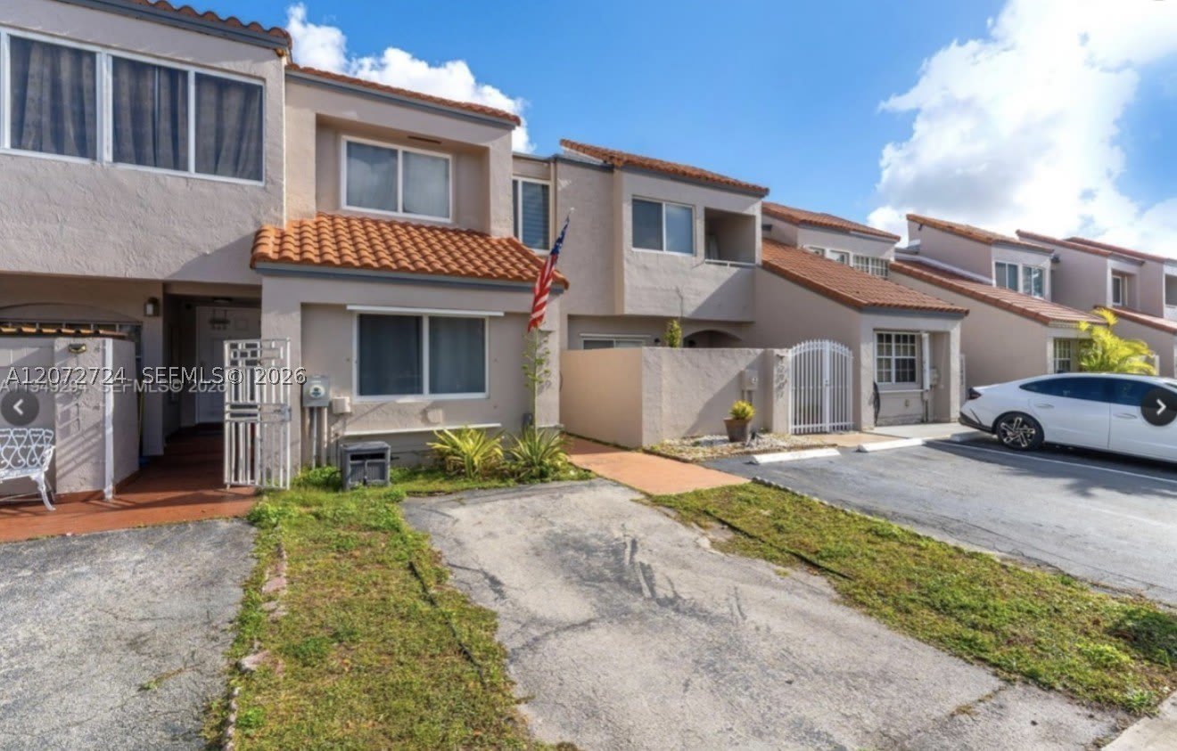 12909 SW 64th Ln – photo 3