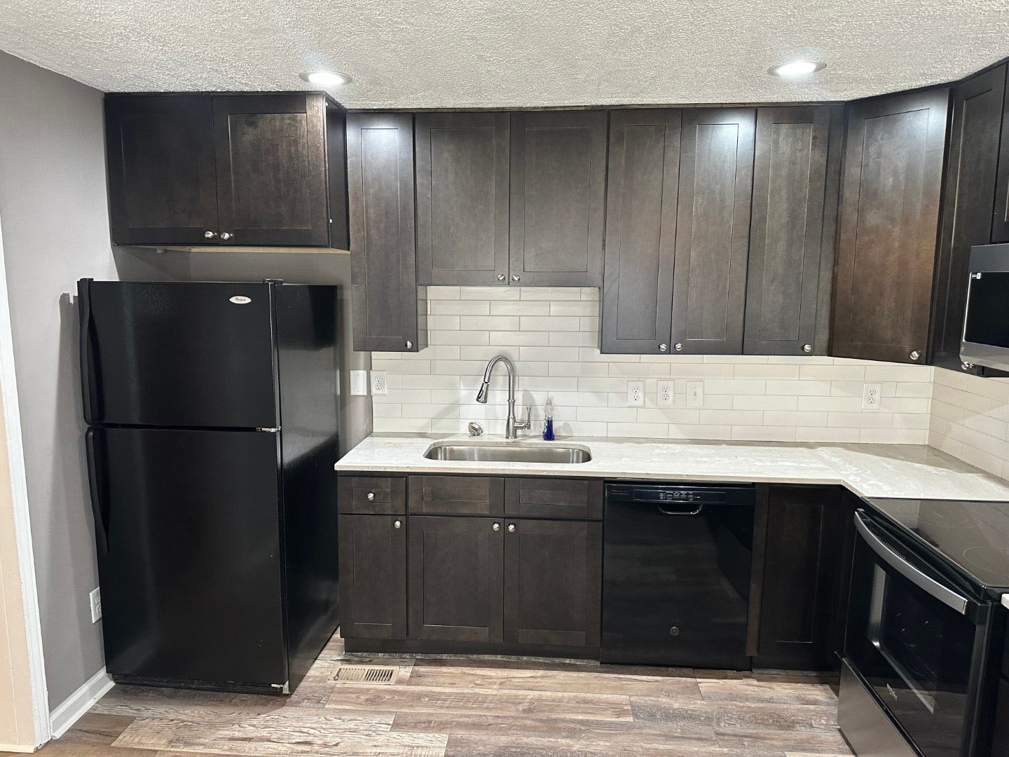 Wow 4 Bed 2 Full Baths Prime Smyrna Location Basement With Bonus Room Storage Hardwood Flooring Large And Private Lot – photo 3