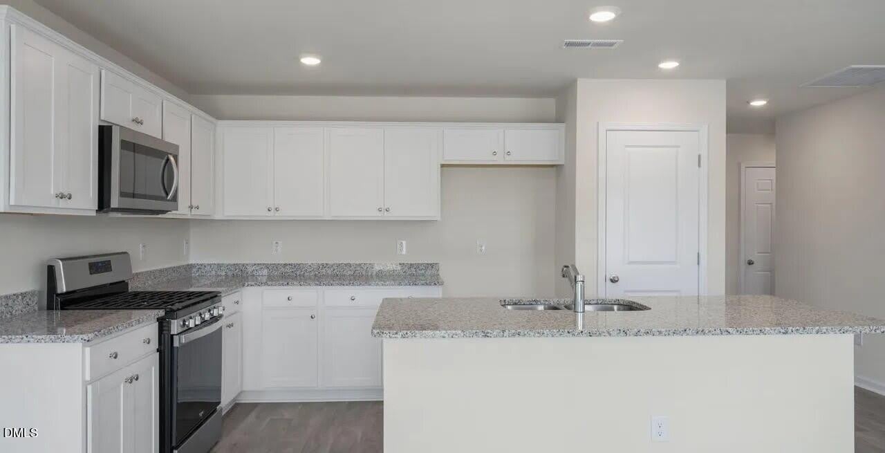216 Olive Branch Street – photo 2