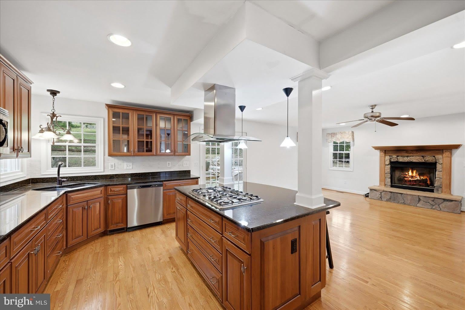 6004 TELEGRAPH Road – photo 3