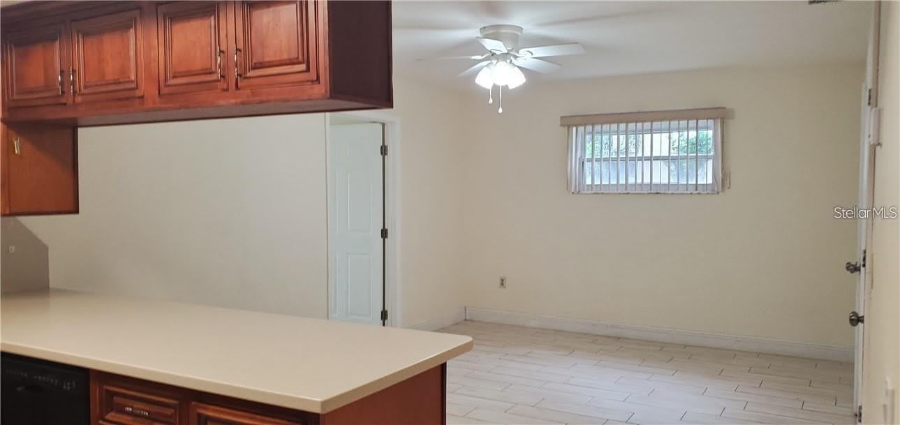 637 PEACHWOOD Drive – photo 4