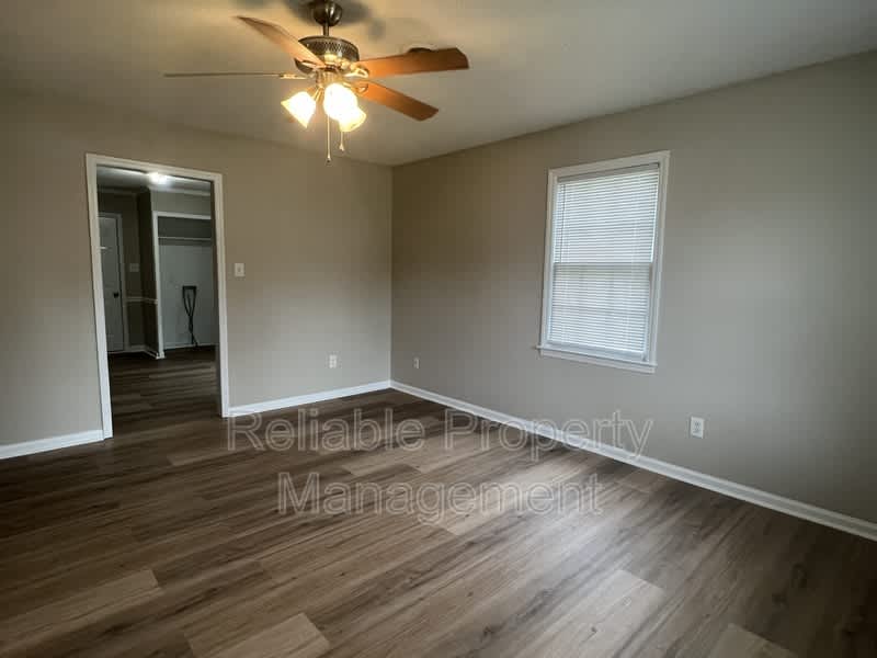 505 E Elizabeth St – photo 3