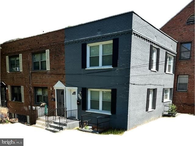 4934 Just Street Ne – photo 1