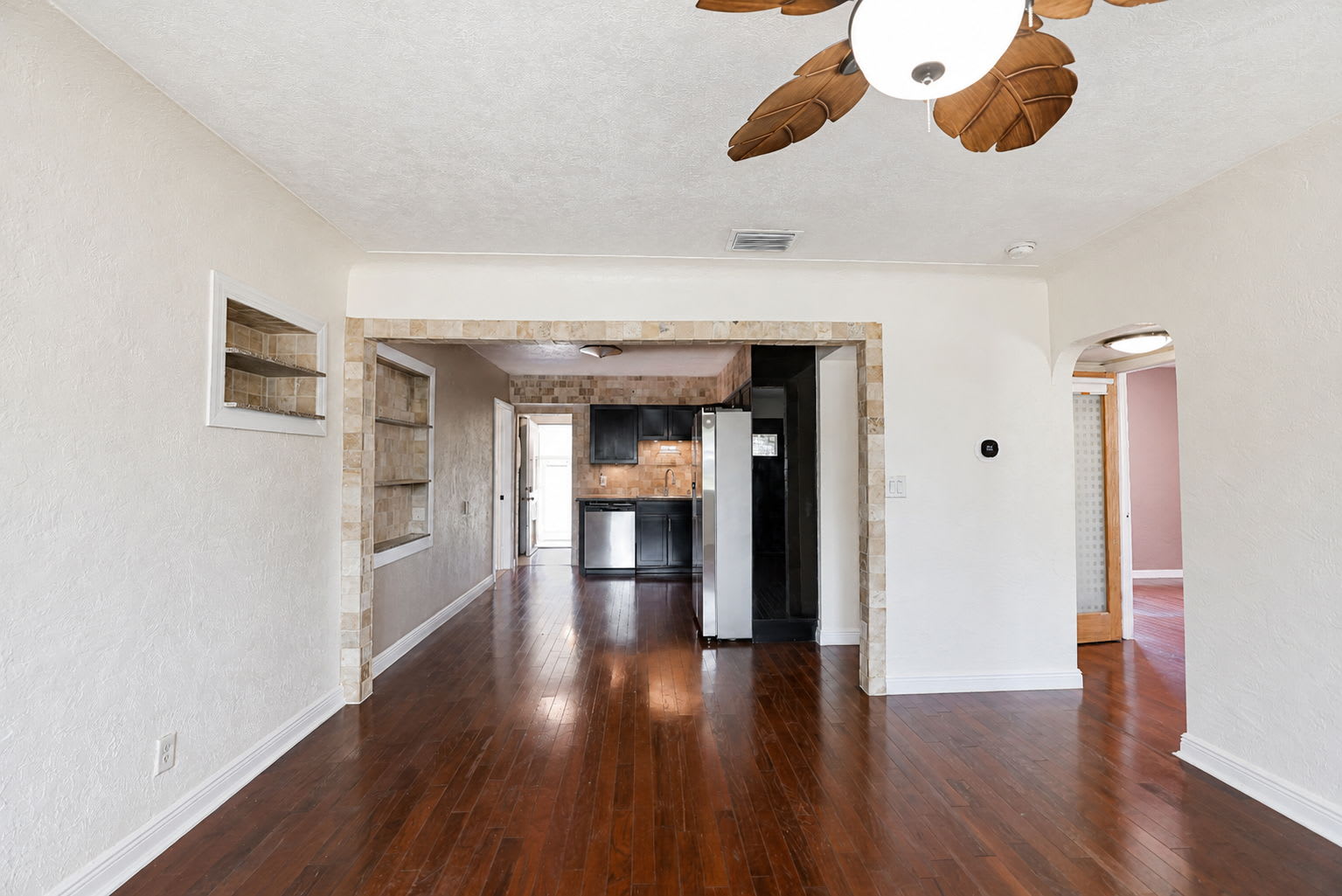 520 83rd Avenue North – photo 2