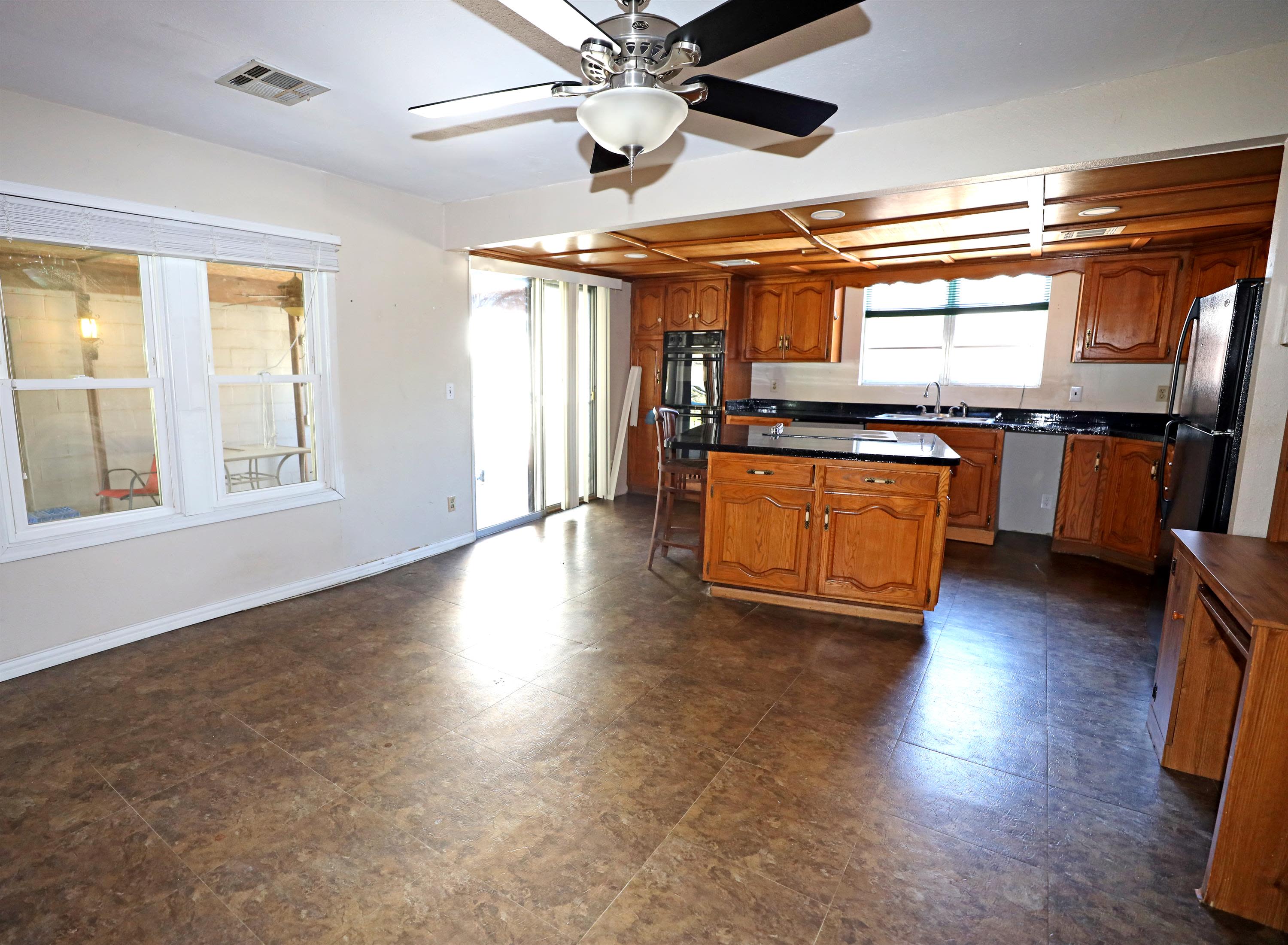 525 East Jackson Avenue – photo 2