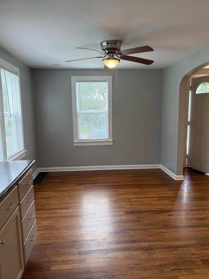 6110 Lafayette Ave 4 Bed 2 Bath In Benson 50 Off First Month S Rent Updated Kitchen Finished Basement – photo 4