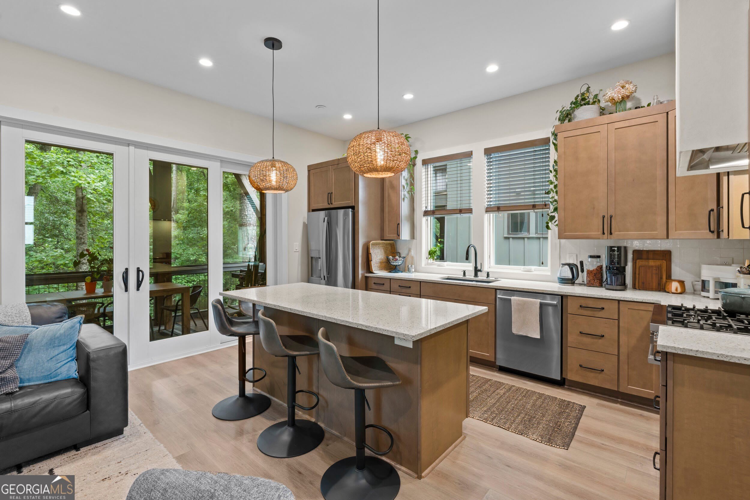 110 Arcadia Avenue – photo 2