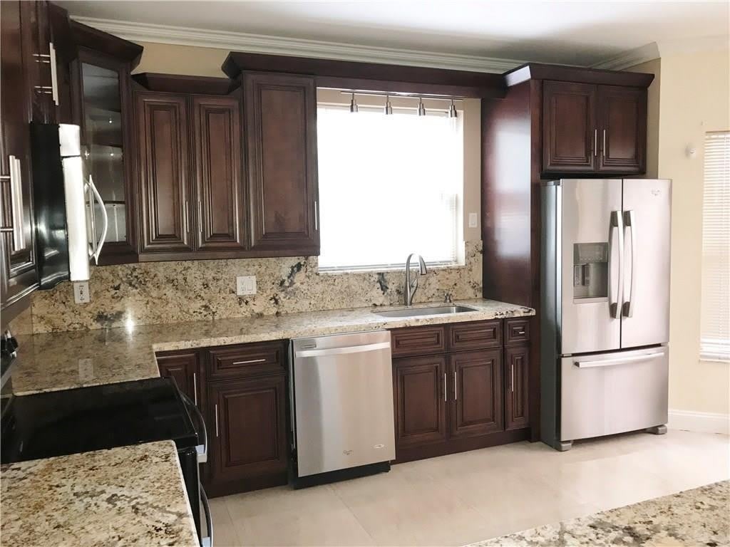1295 WEEPING WILLOW Way – photo 1