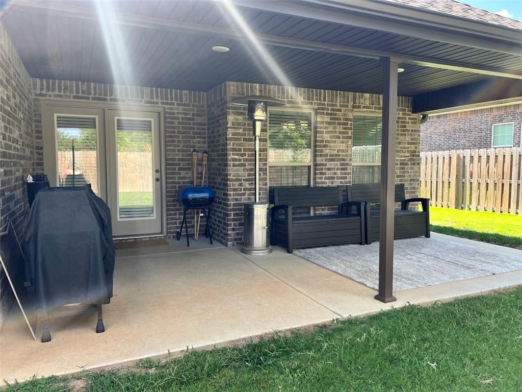 396 Hall Avenue – photo 3