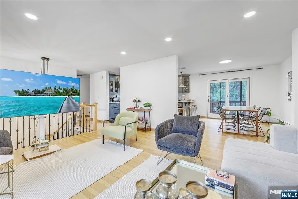 45 Lenox Avenue – photo 3