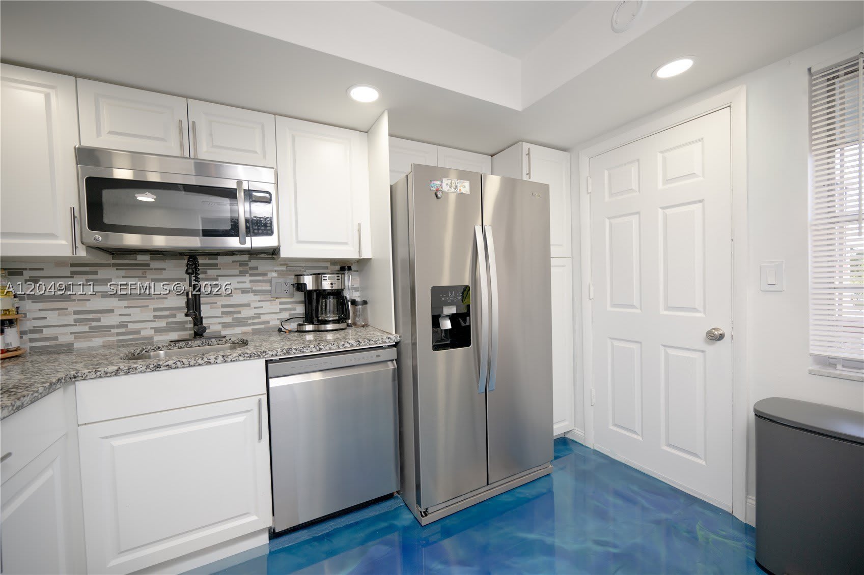 1551 Ne Miami Gardens Dr – photo 2