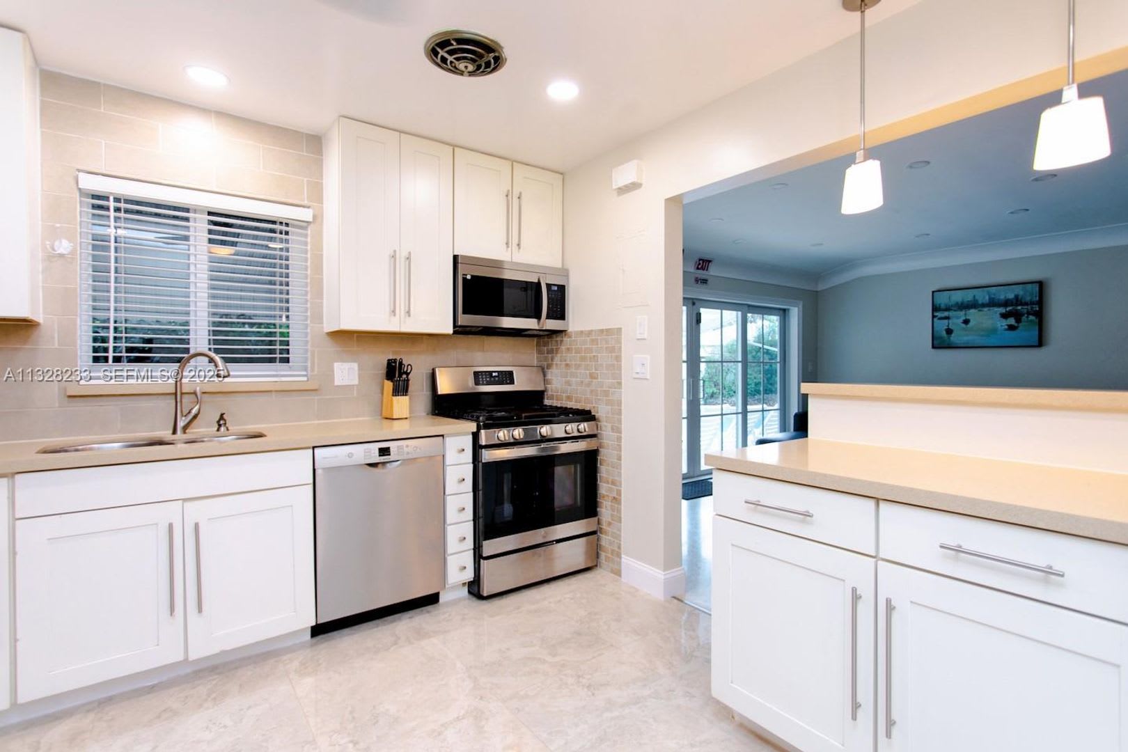 809 S 17th Avenue, Hollywood, FL 33020 – photo 5