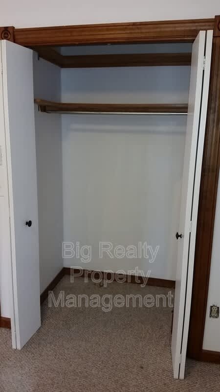 358 Hall St – photo 5