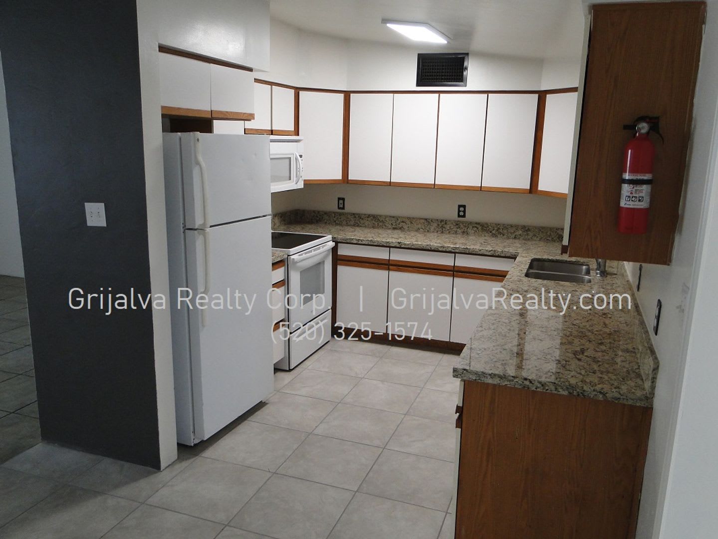 1415 Lester – photo 4