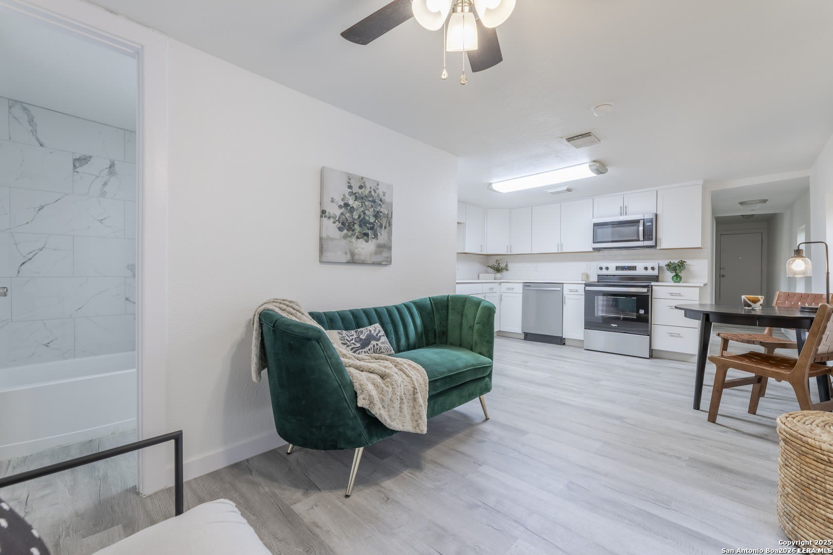 125 Forrest Ave – photo 4