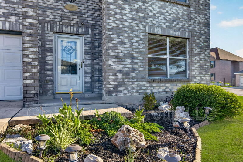 7702 Fairton Pl – photo 5
